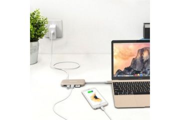 adapterji   HooToo USB-C hub 3v1 za MacBook Pro...