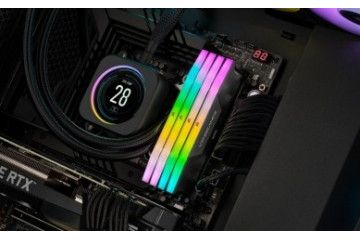 Pomnilnik CORSAIR  Corsair VENGEANCE 32GB...