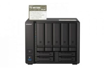 NAS Qnap  QNAP NAS strežnik za 9 diskov, 8GB...