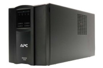 UPS napajanje APC  APC SMART SMT1000I USB...