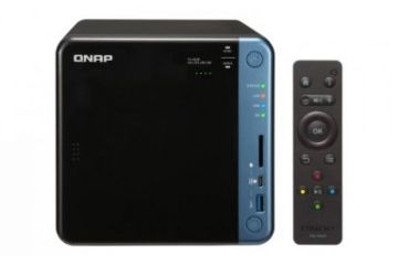 NAS Qnap  QNAP TS-453B NAS strežnik za 4 diske
